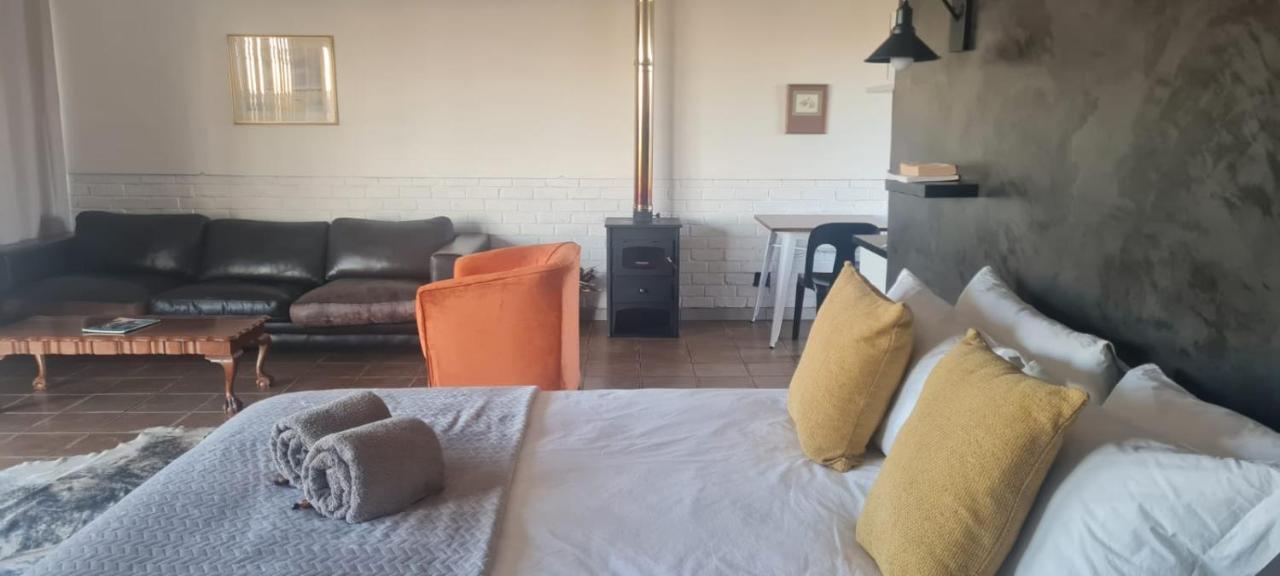 Dewdrop Farm Stay Ermelo Exterior foto